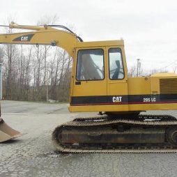Запчасти гусеничного экскаватора CATERPILLAR 205 LC