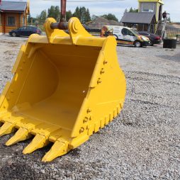 Ковш скальный для KOMATSU 400